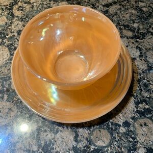 1 FIRE-KING PEACH LUSTRE COFFEE/TEA CUP & SAUCER